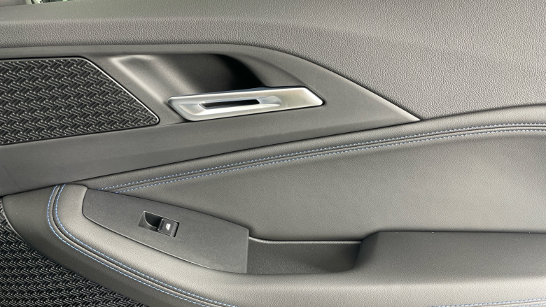 BMW 2 Series 225e xDrive M Sport 5dr DCT Hatchback